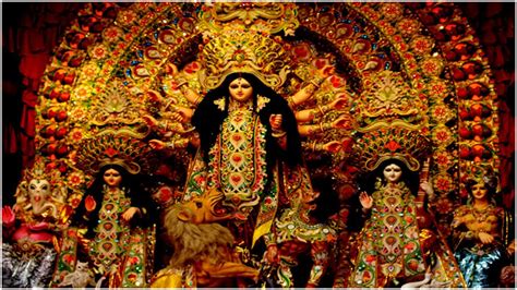 Durga Ashtami 2019 Why Pushpanjali Puja Is Held And How It Is