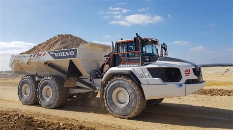 Eiffage Opts For Volvo Dump Trucks With Allison Transmission