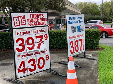BJ's joins Buc-ee's, Sam's in dropping gas below $4 in Daytona area
