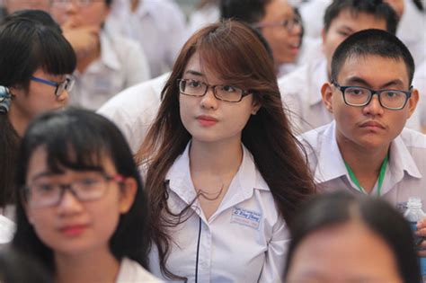Sinh vào lớp 10 trung học phổ thông công lập. Tuyển sinh lớp 10: Điểm chuẩn trong 2 năm của các trường ...