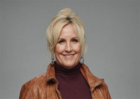 Erin Brockovich Height Weight Age Biography Husband And Net Worth