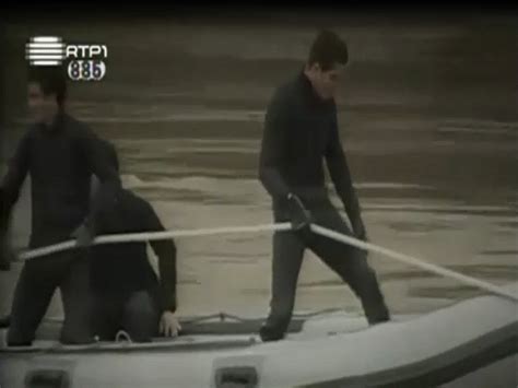 16 anos (faz dia 4 março) depois da tragédia da ponte,visitamos castelo de paiva e nada mudou. Os dias seguintes à queda da ponte de Entre-os-Rios - Vida ...