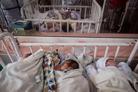 Born Into Carnage 18 Afghan Babies Face An Uncertain Fate The New