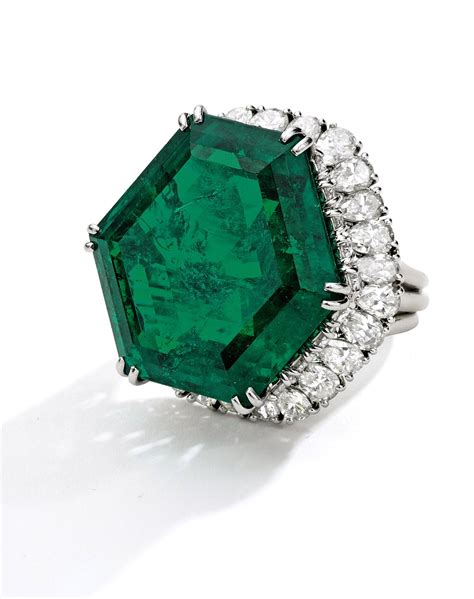 10 Of The Worlds Most Famous Emerald Jewels Galerie
