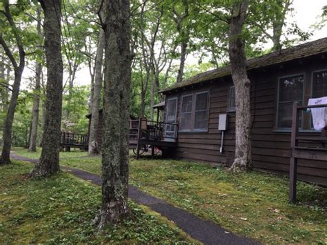 Get in touch with the natural beauty of shenandoah national park at this delightful, affordable getaway. Lewis Mountain Cabins - Campground Reviews (Shenandoah ...