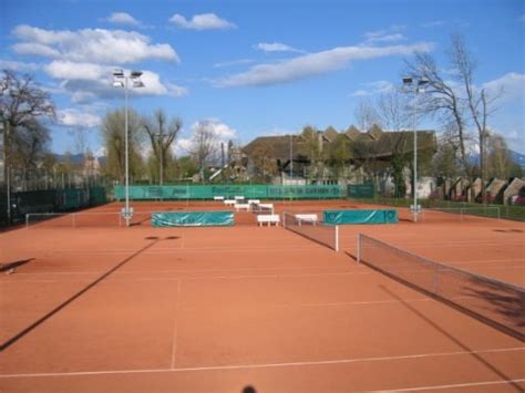 Am sonntagnachmittag brachte ein sohn (36) seine mutter (†57) um. GotCourts - TC Rapperswil