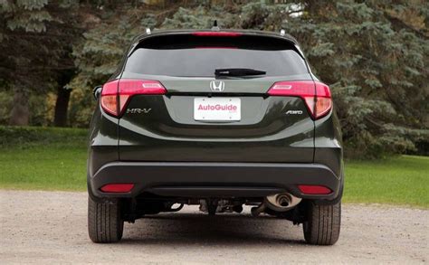 With distinct exterior lines and great interior features, this subcompact suv is comfortable and cool. 2017 Honda HRV Price, Changes, Release date | Price start ...