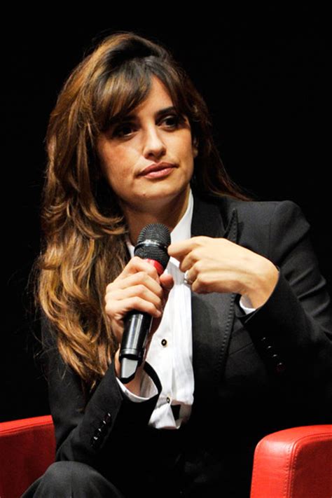 Liechy Blog “penelope Cruz Made A Cameo Appearance In Rome On Film”