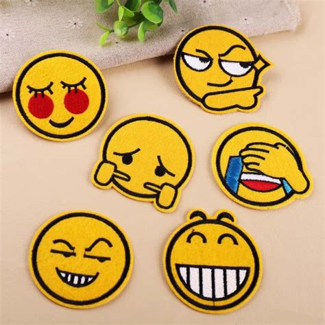 Embroider Fabric Emoticon Emoji Smiley Patches For Clothes Stickers Bag