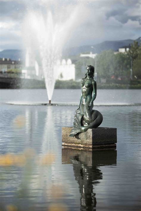 Hafmeyjan An Icelandic Mermaid Statue Mermaids Of Earth