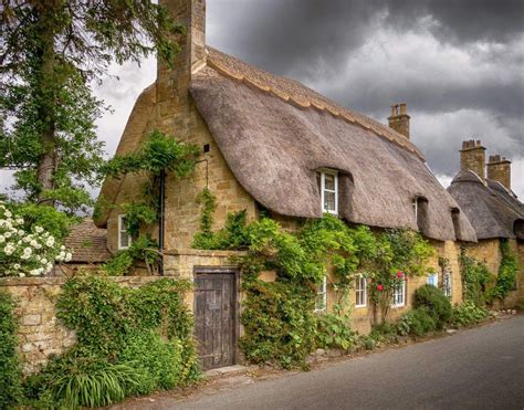 Pye Corner Cottage Is A Beautiful Grade Ii Listed Thatched Cottage