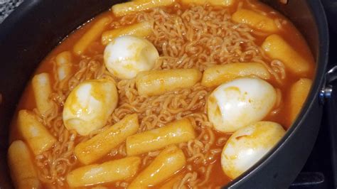 First Time Tasting And Making Tteokbokki From Scratch I Made The
