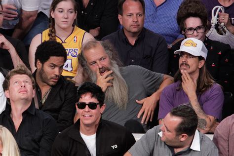 Anthony Kiedis With His Celebrity Lakers Pals Photos