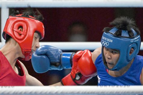 Nesthy petecio beats top seed boxer in tokyo olympics. Petecio eyes at least a bronze vs Colombian rival