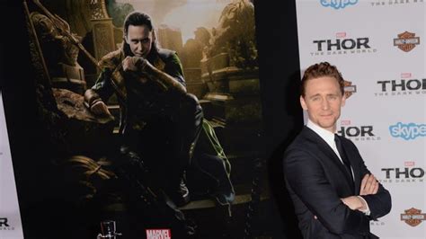Tom Hiddlestons Loki Is A Sex Icon For Deathly Pale People Everywhere