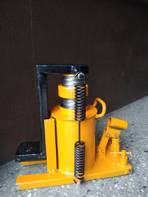 Hydraulic Toe Jack For Industrial Capacity 5ton Rs 8500 Piece Id