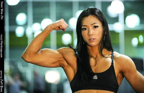 Korean Female Body Builder Yeon Woo Jhi Fitness Interior Nity