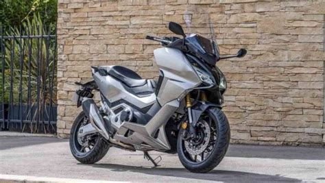This was possible for the company by creating a huge line of products under its portfolio at the same time, increase its sales. 2021 Honda Forza 750 Scooter With DCT 6 Speed - Debuts