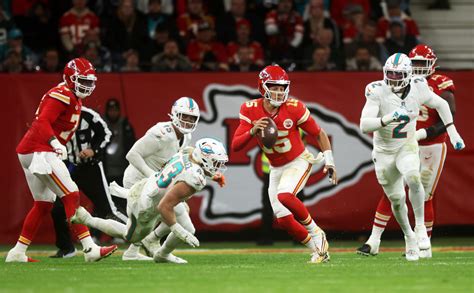 Kansas City Chiefs Vs Miami Dolphins How To Stream The Nfl Game Online