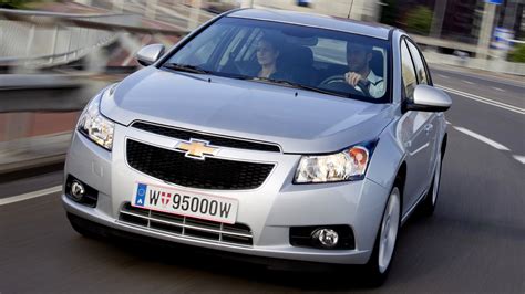 2011 Chevrolet Cruze Hatchback Wallpapers And Hd Images Car Pixel