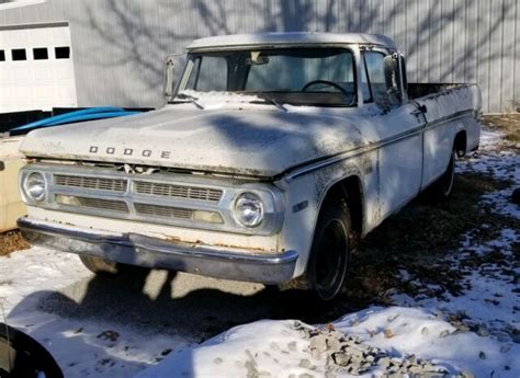 It's one of the most desirable muscle cars from an excellent model year. 1970 Dodge Truck 1/2 ton 2wd 318 727 Mopar 8 3/4 clear ...