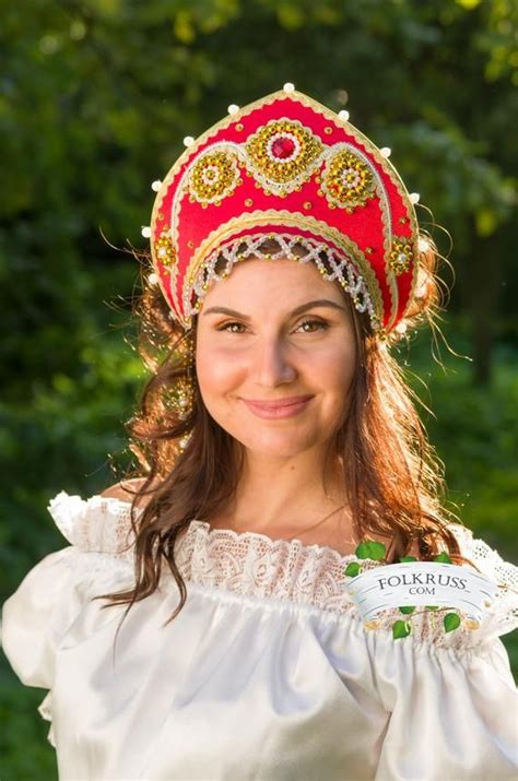 Beading Bright Folk Hat Russian Traditional Headdress Kokoshnik