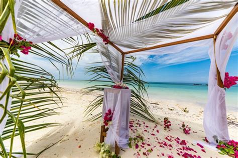 Most Stunning Beach Wedding Venues Of All Time Weddingstats