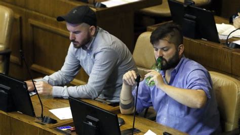 En rd explicaron que jackson estará a cargo de monitorear los avances programáticos de la campaña. Gabriel Boric y Giorgio Jackson proponen endurecer las ...