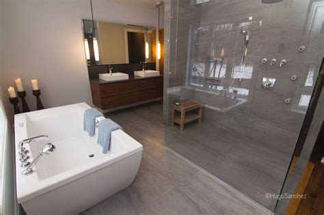 Related content >> rubber flooring: Bathroom Oasis | schluter.com