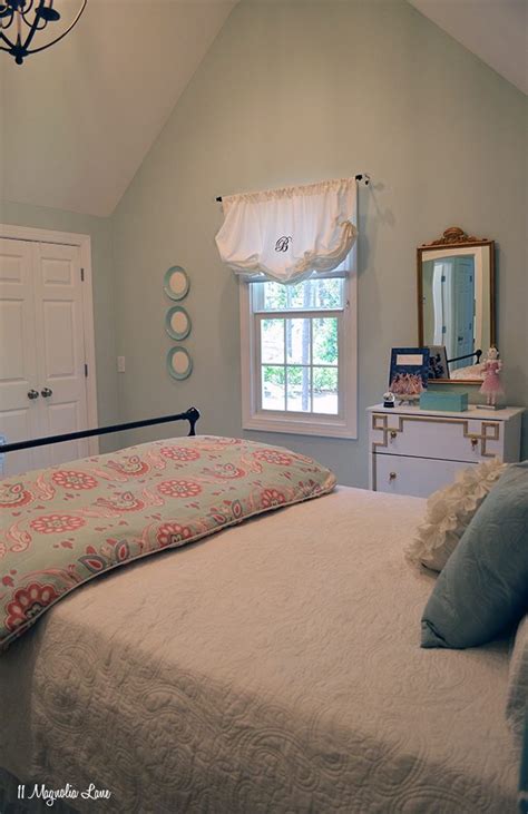 Your teenager's bedroom may be among the hardest rooms in the house to design because you want it to spotlight and nurture their personal style and interests while. My Daughter's New Bedroom | 11 Magnolia Lane