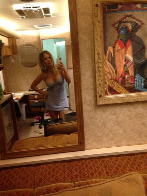 Kaley Cuoco Desnuda En ICloud Leak Scandal