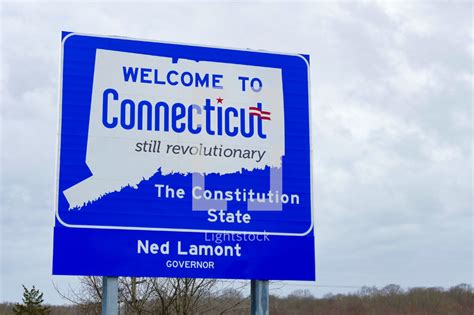 Welcome To Connecticut Sign — Photo — Lightstock