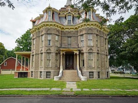 A 41 Room Castle In New York In Need Of Major Repairs Is Listed For