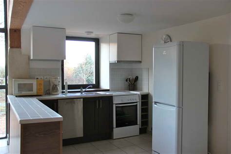 Il est préconisé de choisir un buffet froid avec portes pour ne pas laisser votre vaisselle apparente et à la merci de la poussière. Buffet Bas Vitré Ikea - Meuble de cuisine Bas vitré Façade ...