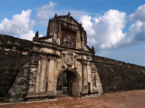 Intramuros Manila Map Facts History Things To Do History Tour