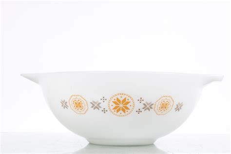 Lot Town And Country Pyrex Mixing Bowl