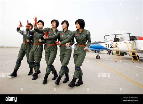 File Young Female Chinese Fighter Jet Pilots Of Pla Peoples