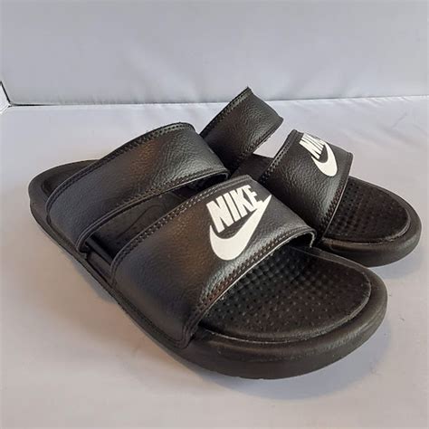 Chinelo Sandália Nike Benassi Duo Ultra Slide Feminina Preto Branco Sandália Feminina Nike