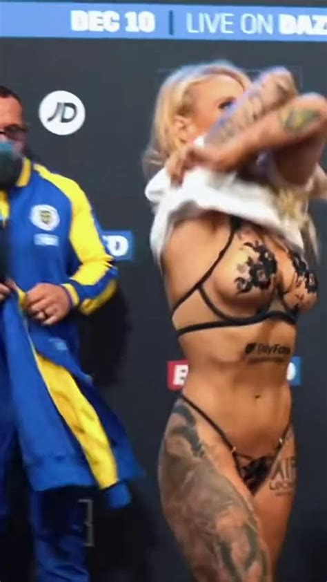 Female Aussie Boxing Star Shows Up At Weigh In Topless The Great