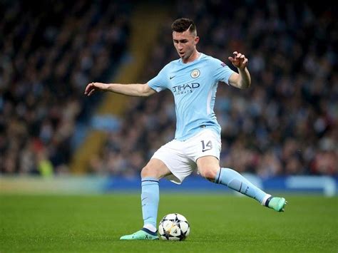 Manchester City Defender Laporte Dismissed Concerns About Wembley Pitch