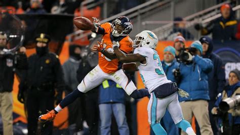 Nfl Denver Broncos Come From Behind To Beat Miami Dolphins Seattle