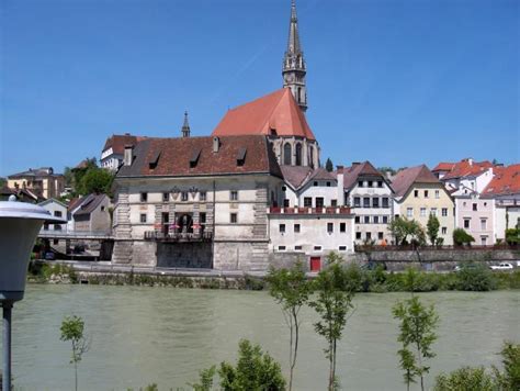 Du kannst die hörsäle der hochschulen stürmen und den campus erobern. Steyr | Stadt, Großstadt