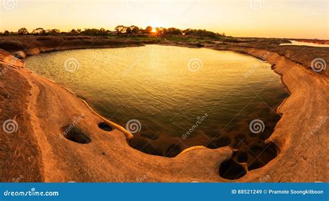 Sunset At The Lake In Sam Phan Bok Stock Image Image Of Nature