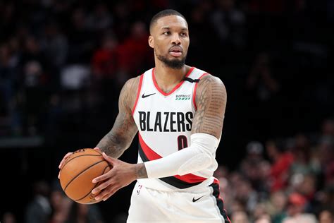 Damian Lillard And His Fiancée Kayla Hanson Are Expecting Twins — See