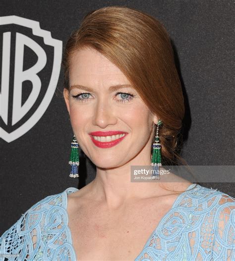 Actress Mireille Enos Arrives At The 2016 Instyle And Warner Bros
