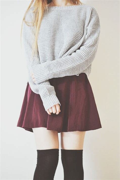 40 Stylish Fall Outfit Ideas With Over The Knee Socks | EcstasyCoffee