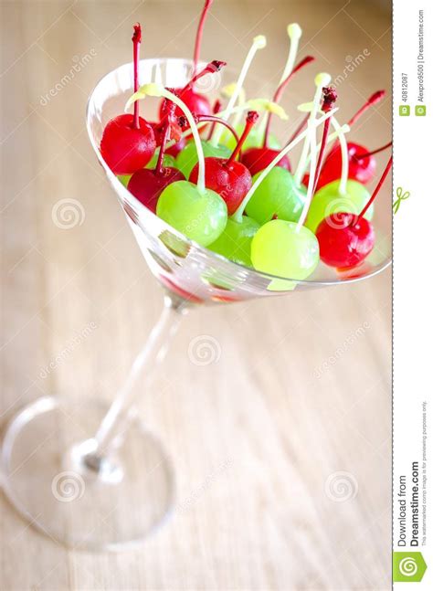 Glace Cherries In Martini Glass Stock Image Image Of Lounge Beverage 40812087