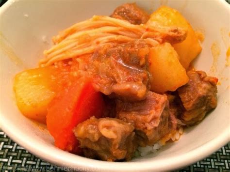 材料：無防腐劑豆漿 500毫升生粉 ½ 茶匙熟石膏粉 ½ 茶匙水 3湯匙 玻璃朱城: 【韓式炆辣牛肋條】食譜