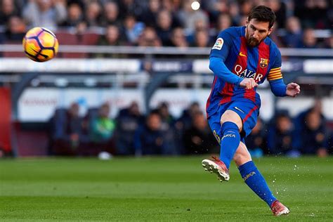 Of the football (soccer) players ranked in the top 100 by fourfourtwo magazine in january 2013, which have been source quiz: 2018: 10 of the Best Soccer Players in the World