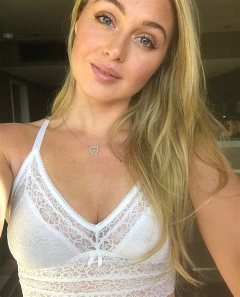 Curvaceous Iskra Lawrence Displays Untouched Curves